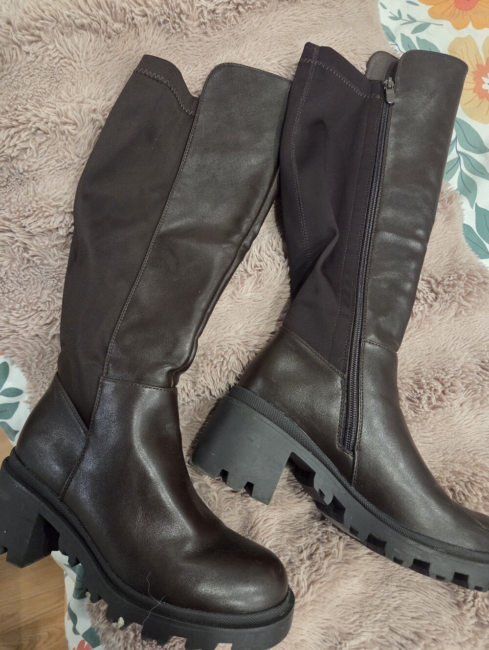 Women’s Dark Brown Chunky Heel Knee Boots